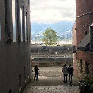 Meet your Posher, Rach